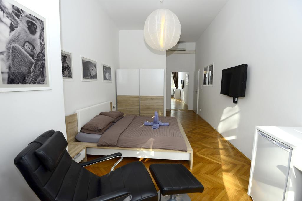 Galeria Rooms Ljubljana Ruang foto